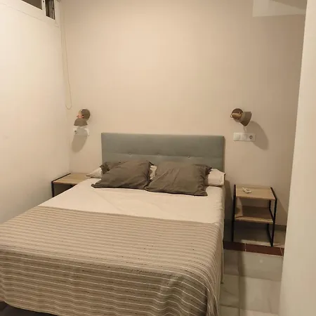 Duplex Carlota- 3-bedroom Duplex For 6 With 3 Bathrooms And Ac