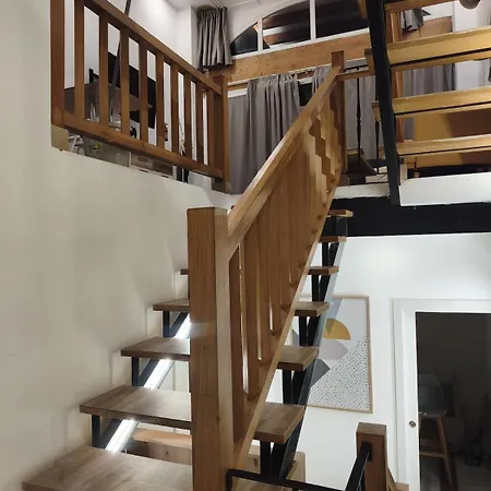 Duplex Carlota- 3-bedroom Duplex For 6 With 3 Bathrooms And Ac